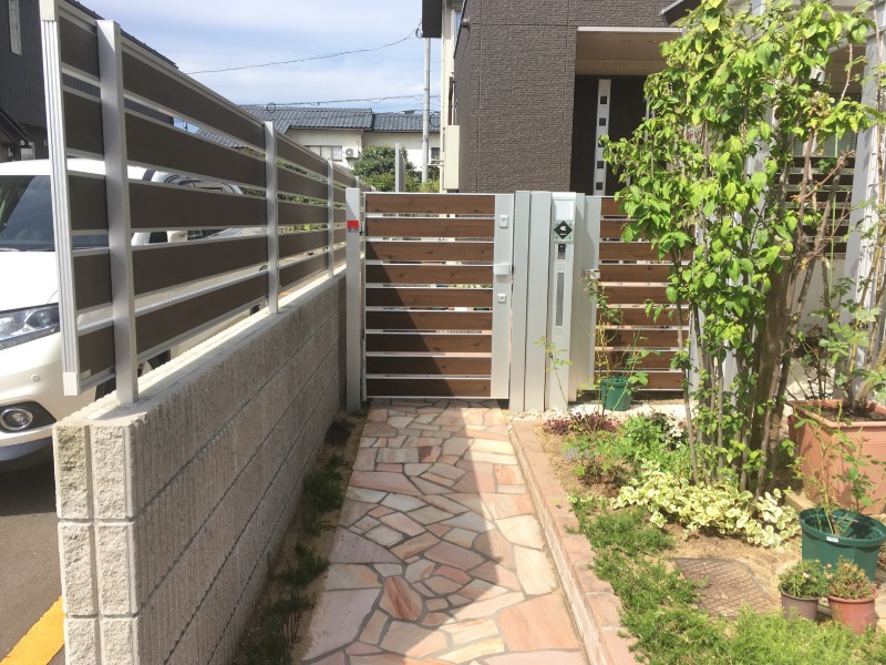 門扉・フェンス｜エクステリア施工・エクステリア工事・リフォームは福井のホクト